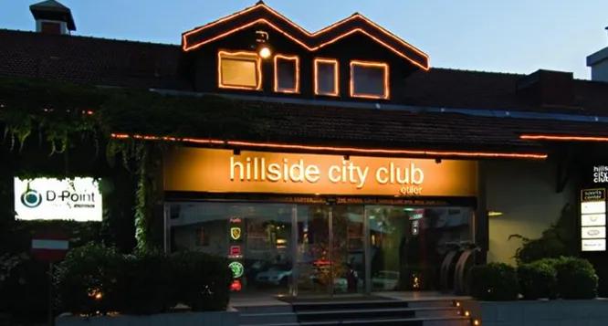Hillside City Club Etiler padel kortu