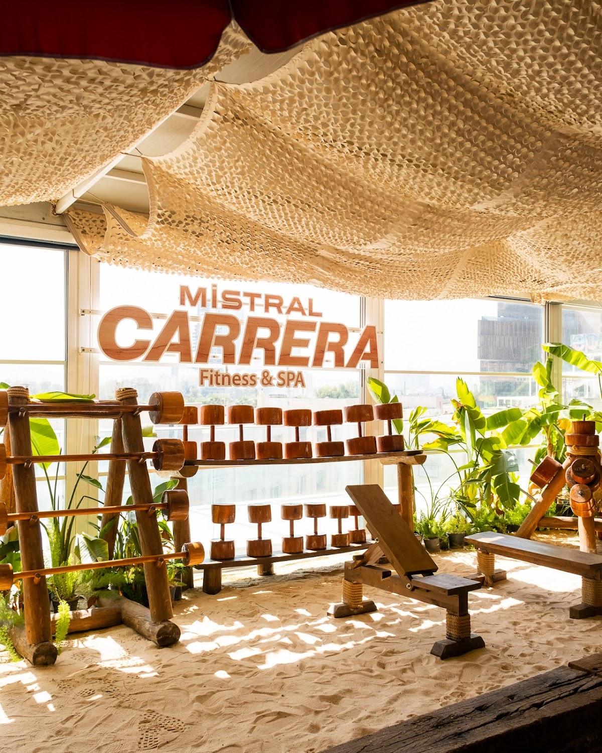 Mistral Carrera