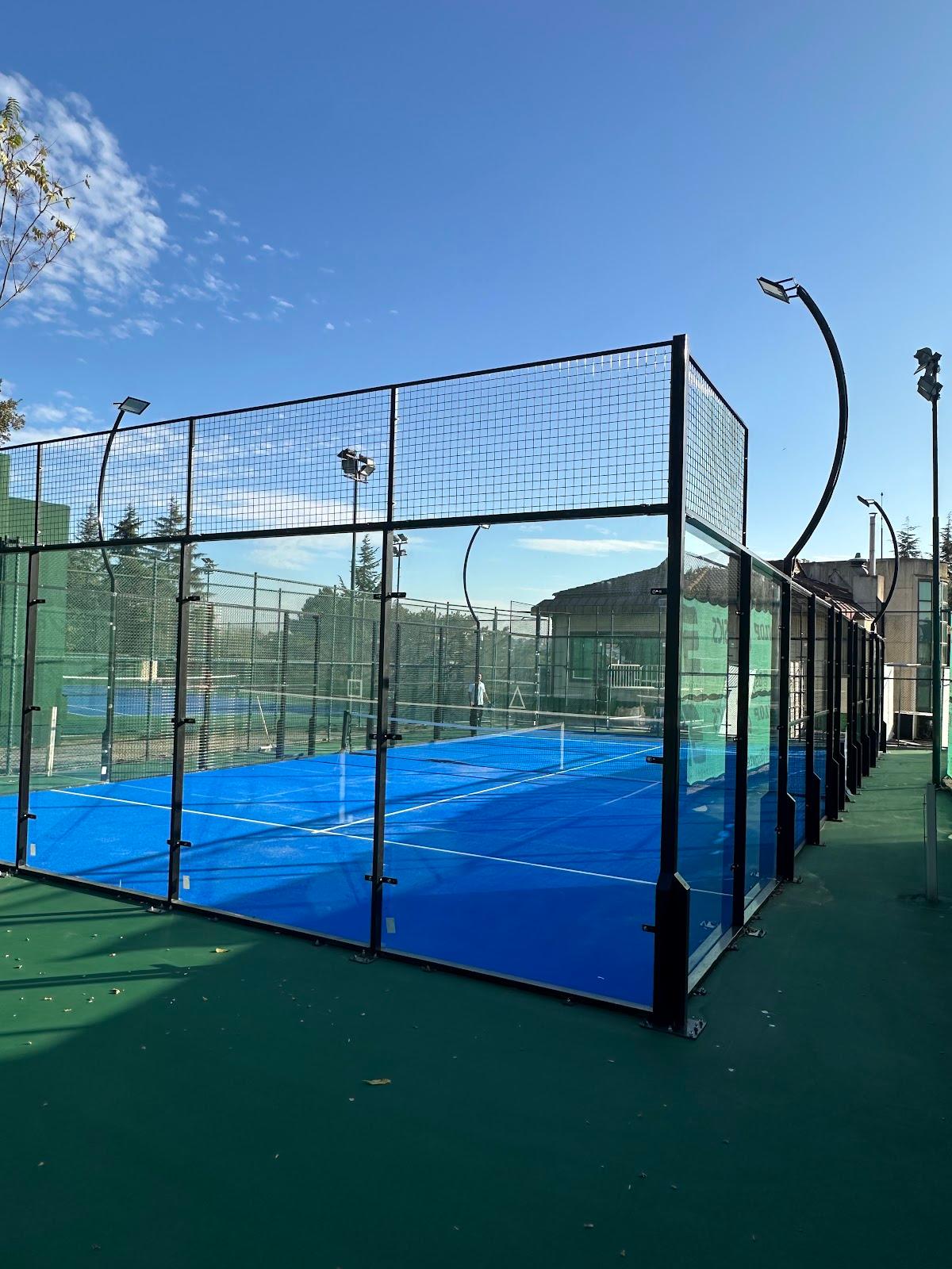 Torchwell Sports Club padel kortu